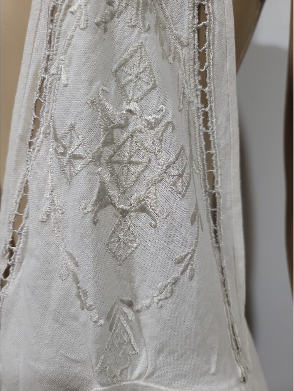 Free People Dreamers Cove 100% Linen Size M Women's Embroidered Dress #04 - Picture 5 of 14